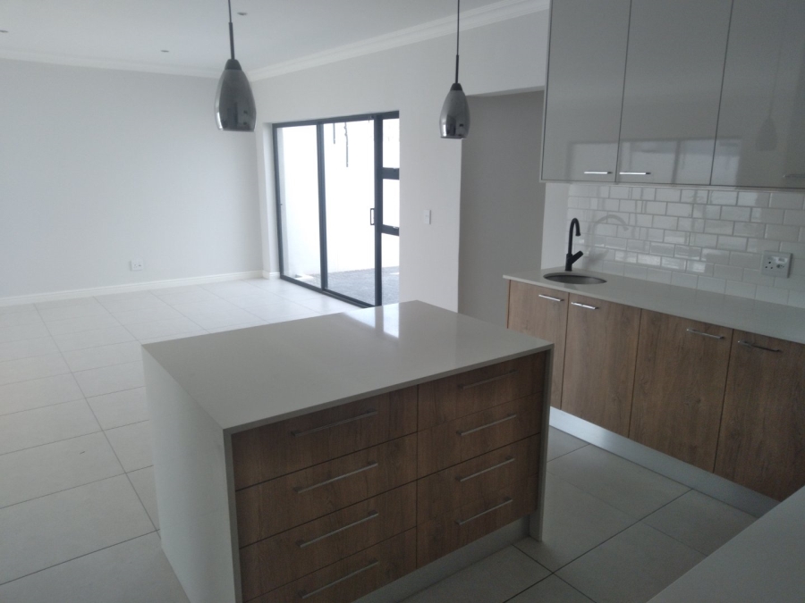 3 Bedroom Property for Sale in Sandown Western Cape